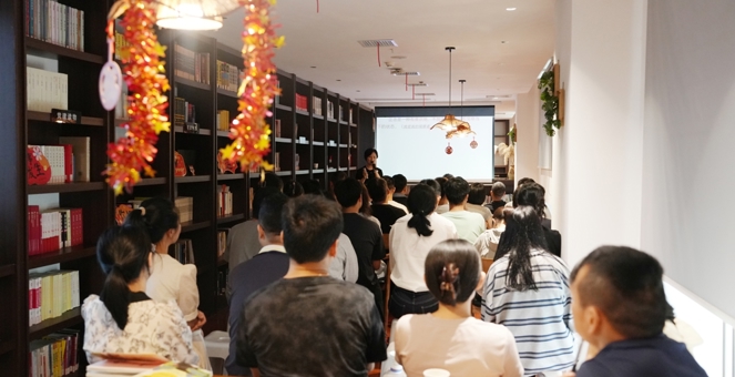 【青年干部读书班】用正念“降噪”   用沟通“破冰”——市市场监管局这场读书活动有点不一样
